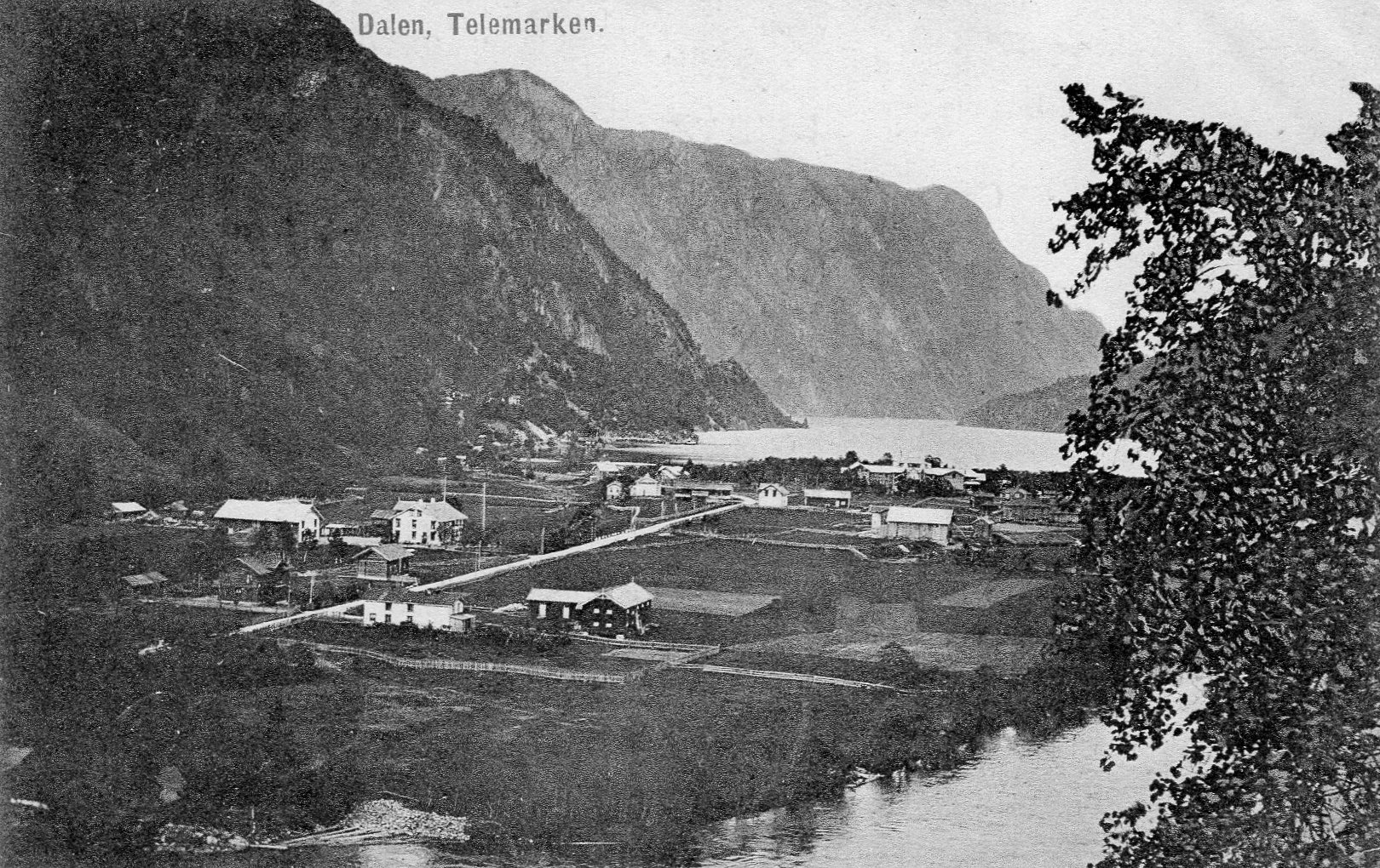 Dalen Telemarken st Larvik 1907 og st Vestbanernes postexp 1907