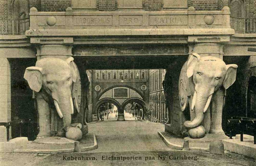 Elefantporten på Ny Carlsberg Benzen nr 27