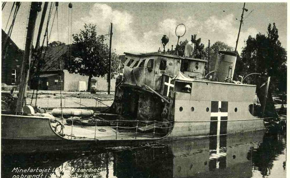 Minefartøjet Lougen sænket og brændt i Søminegraven  T&A  X nr 254