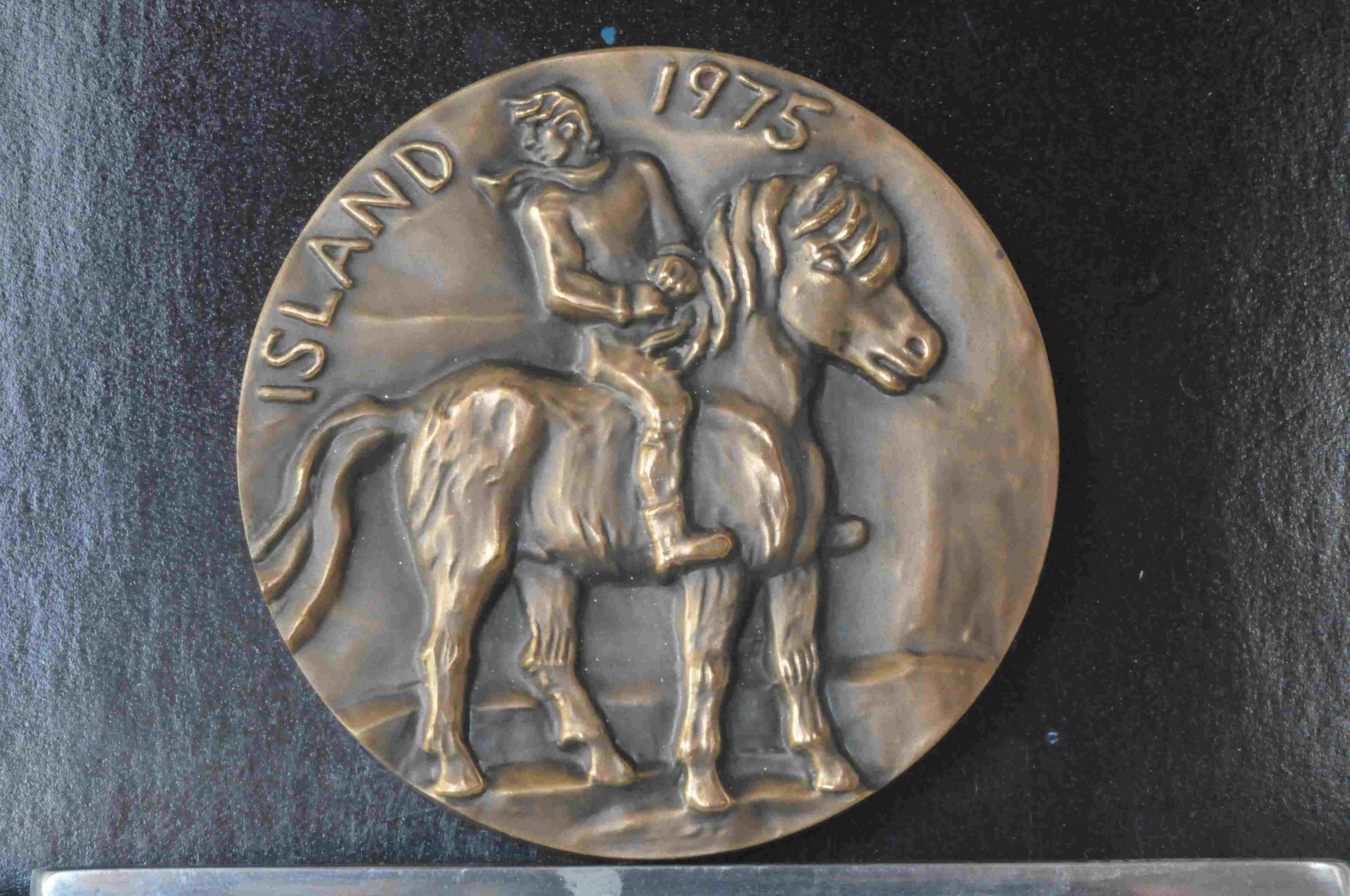 Islandsmedaljen 1975 Per Ung kv0