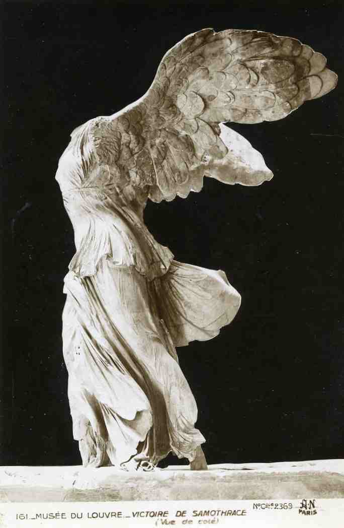 161 Musee du Louvre Victoire de samothrace C 2369