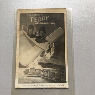 Tidemanns Teddy Allemands ven, Tidemann´s Tobakksfabrik