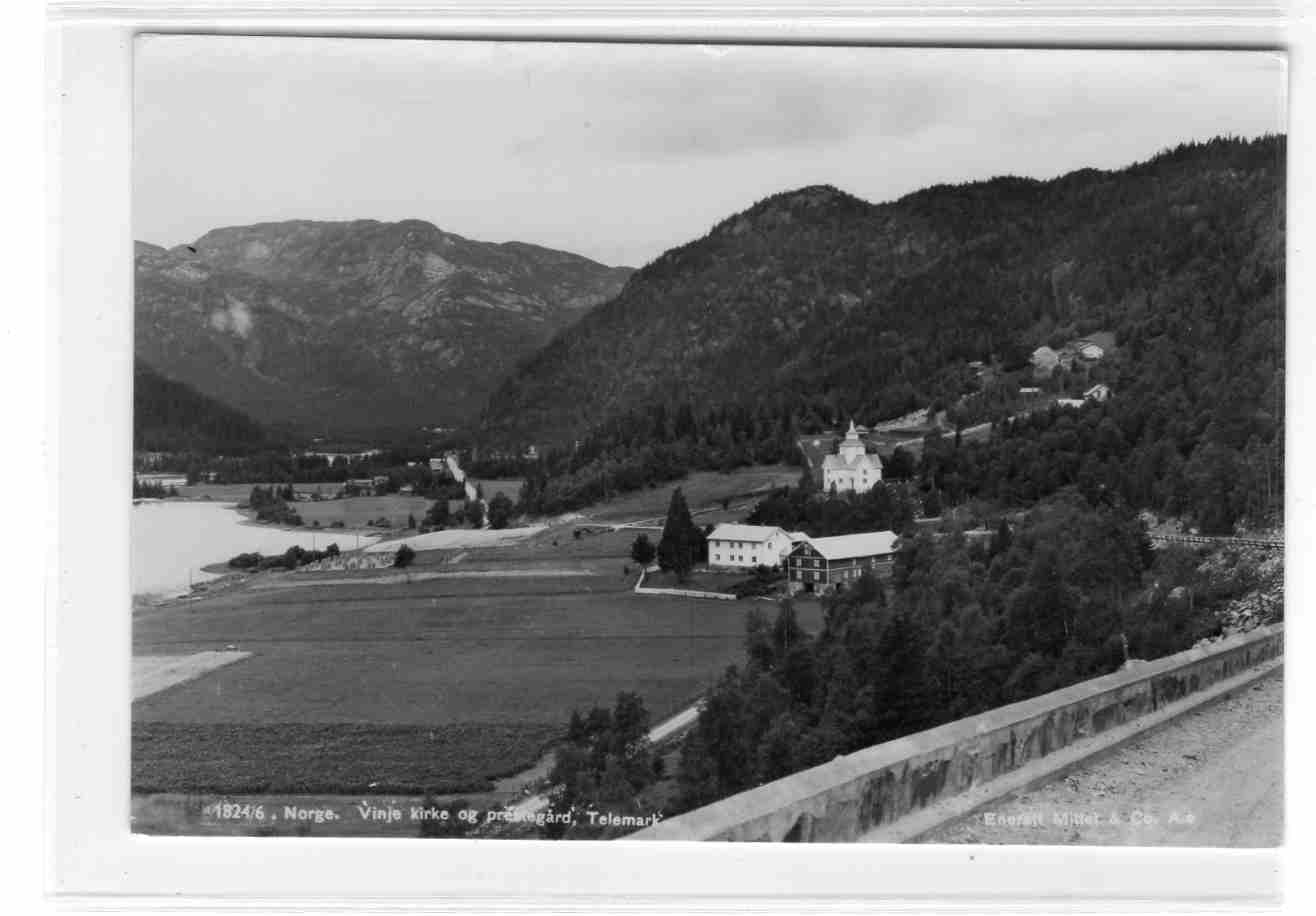 Vinje kirke og prestegård  Mi;1824/6 st Ytre Vinje 1951
