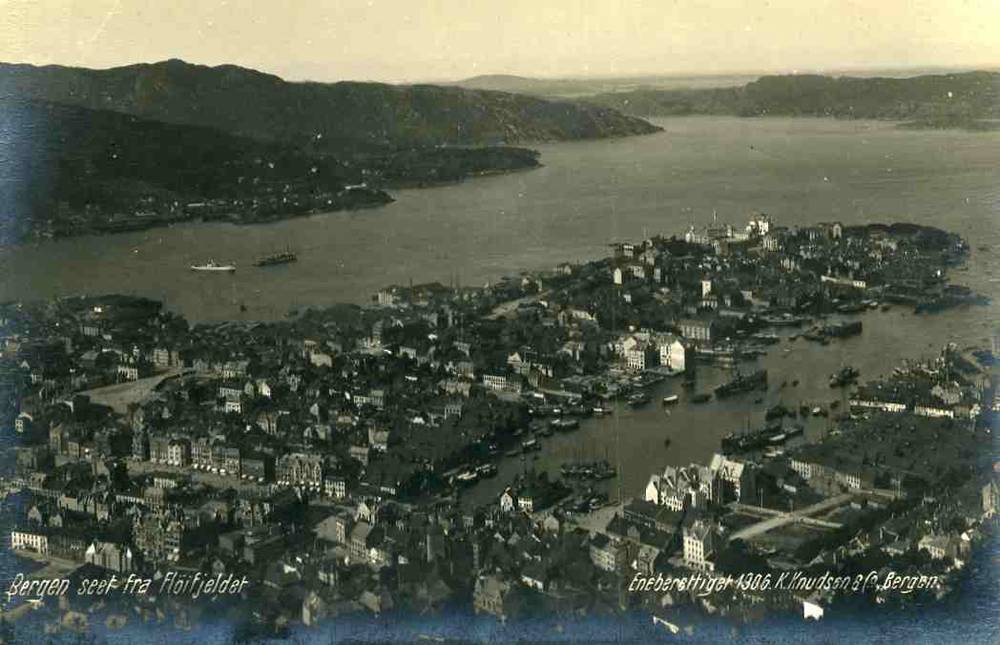 Bergen fra Fløifjeldet K Knudsen no 8   1906