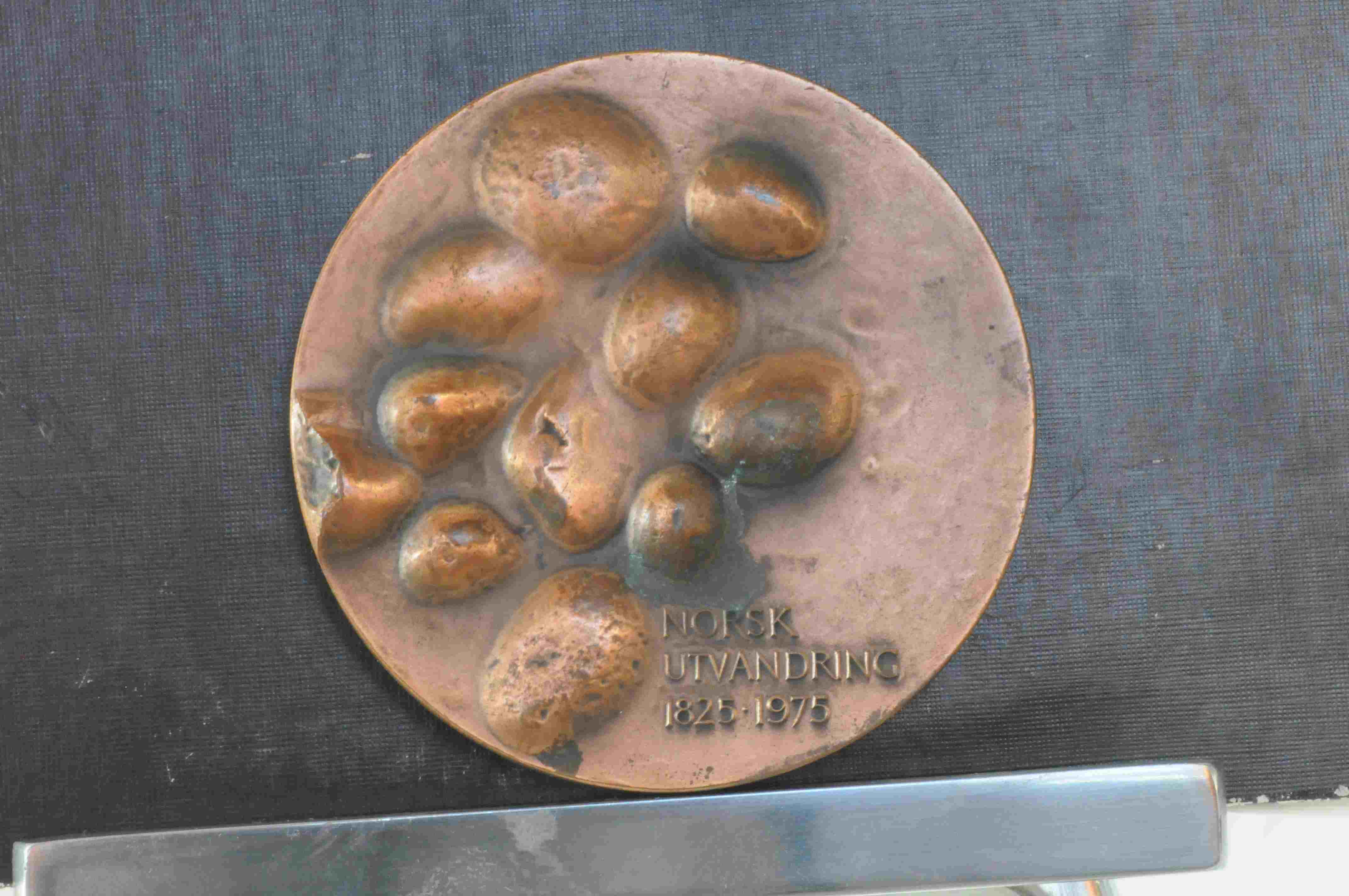 medalje 1975 Norsk utvandring 150 år kobber pen