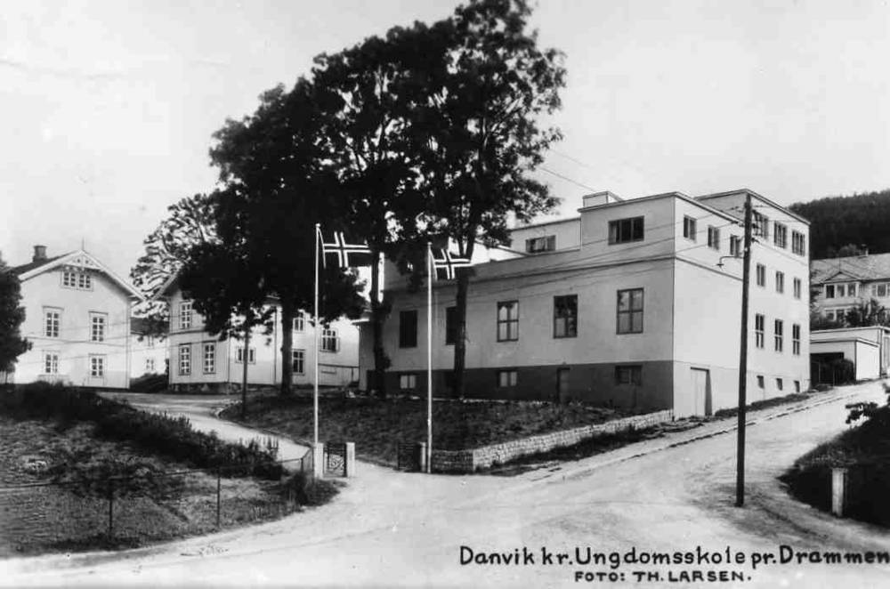 Danvik kr ungdomsskole pr Drammen Th Larsen st 1951 Oslo