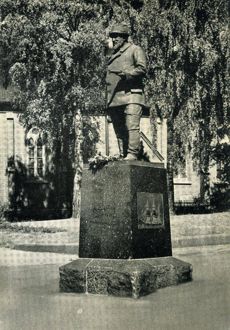 Svend Foyn monumentet M; B 3178