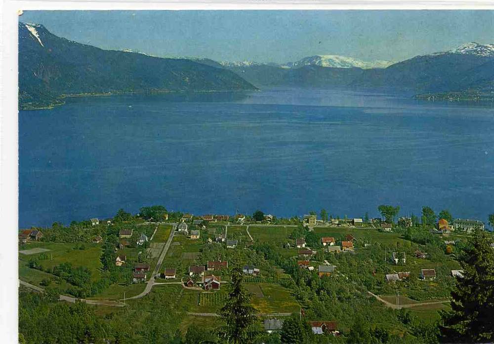 Sognefjorden Balestrand mot Hella/Vangsnes No; 10 47