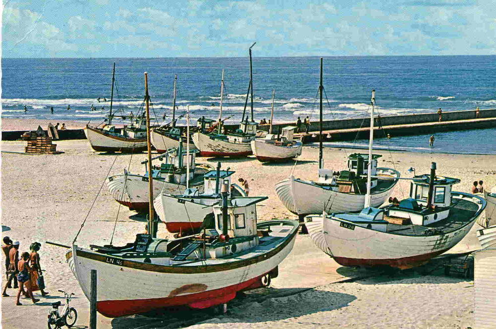 Løkken Baade på stranden