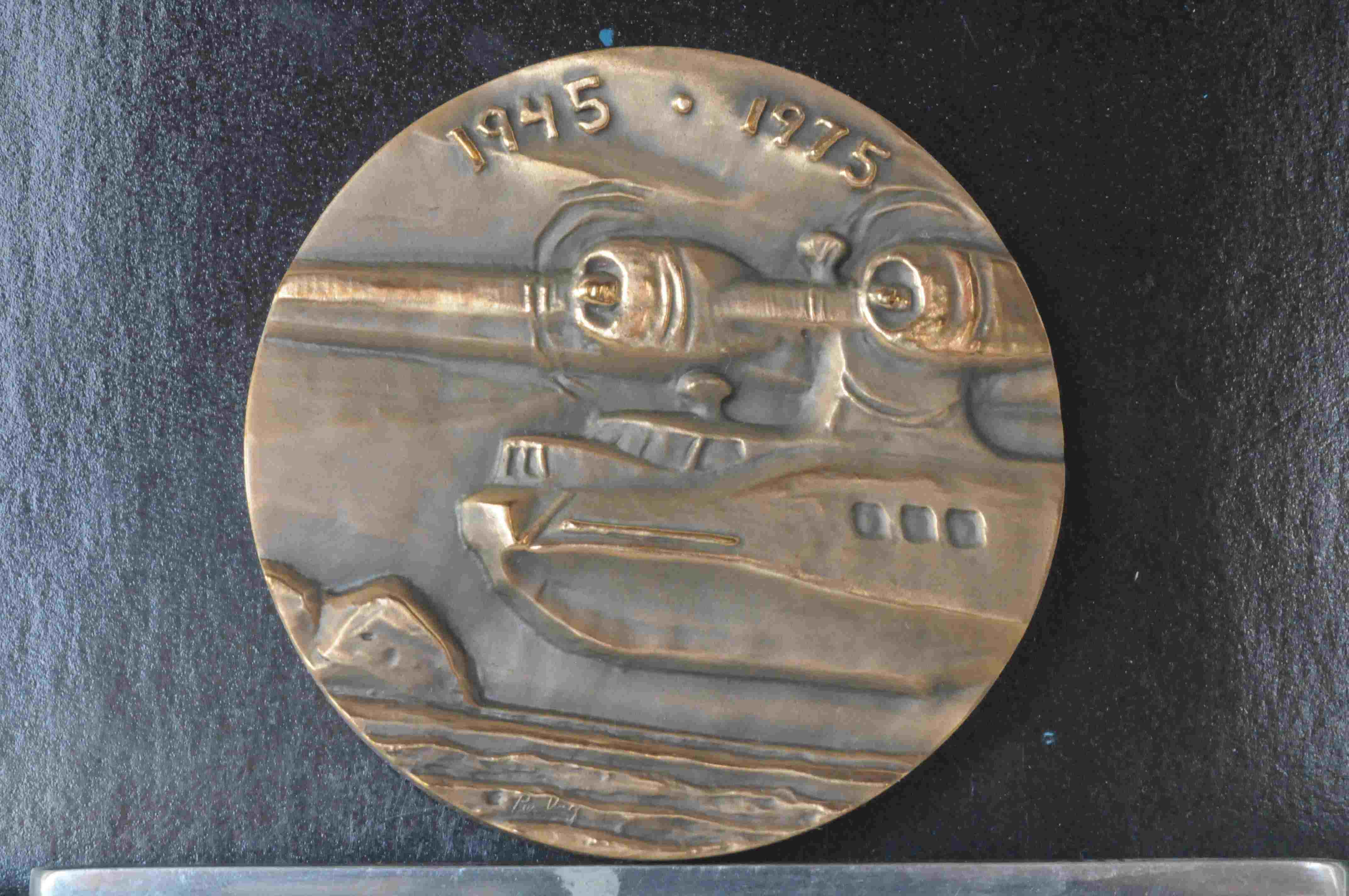 Islandsmedaljen 1975 Per Ung kv0