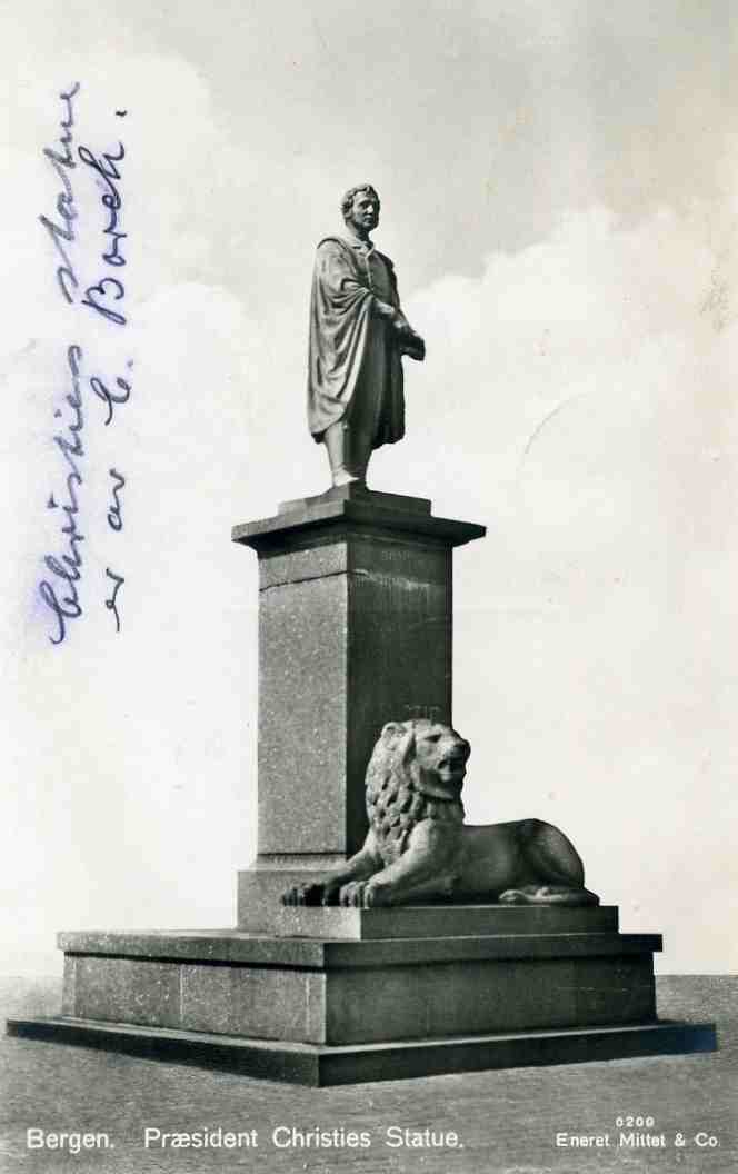 Bergen President Christies statue Mi; 0200  1930 E Borch