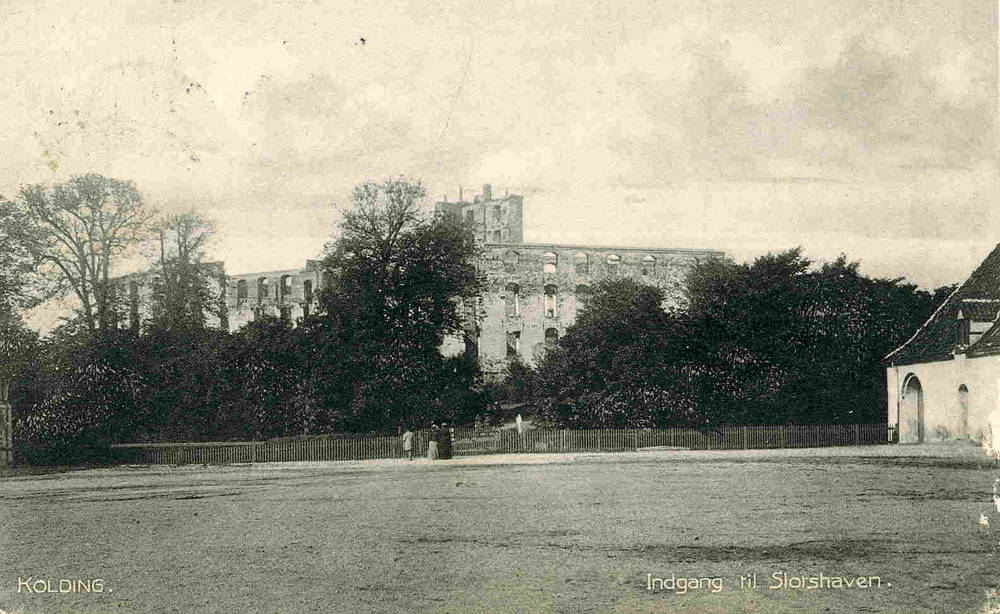 Kolding Indgang til slotshaven J Mortensen 1907