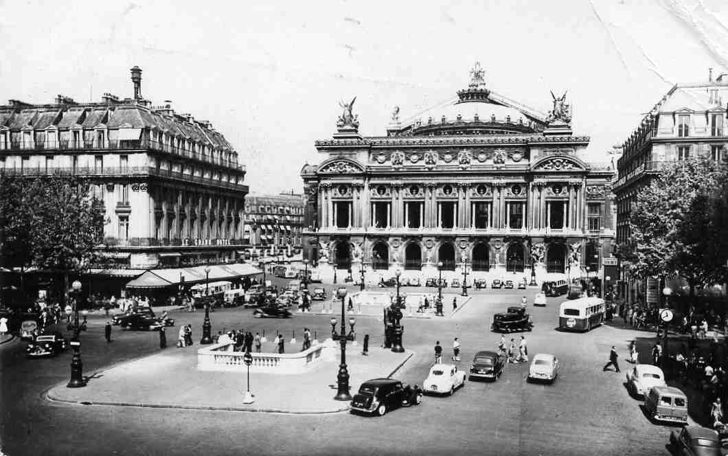 120 Paris Place de Opera st 1959